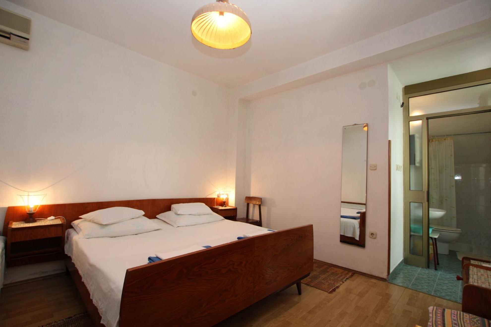 Vintage Rooms & Apartments Porec Exterior photo
